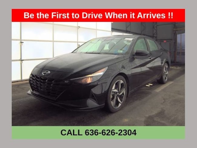 2023 Hyundai Elantra SEL Sedan