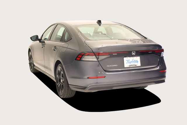 2025 Honda Accord SE - Photo 7
