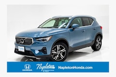 2023 Volvo XC40 B5 Plus Bright Theme SUV