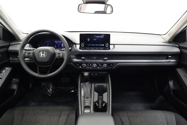 2025 Honda Accord SE - Photo 11
