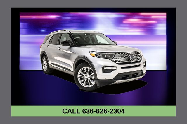 2023 Ford Explorer Limited's photo