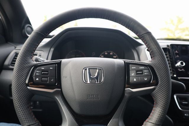 2026 Honda Ridgeline Black Edition - Photo 17