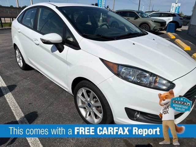 Used 2015 Ford Fiesta SE with VIN 3FADP4BJ4FM135861 for sale in Oakbrook Terrace, IL