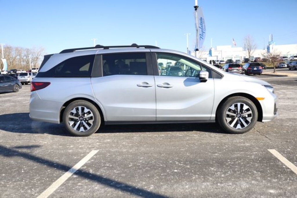 New 2026 Honda Odyssey EX-L Van Passenger