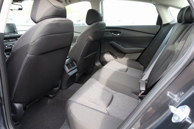 2025 Honda Accord SE - Photo 21