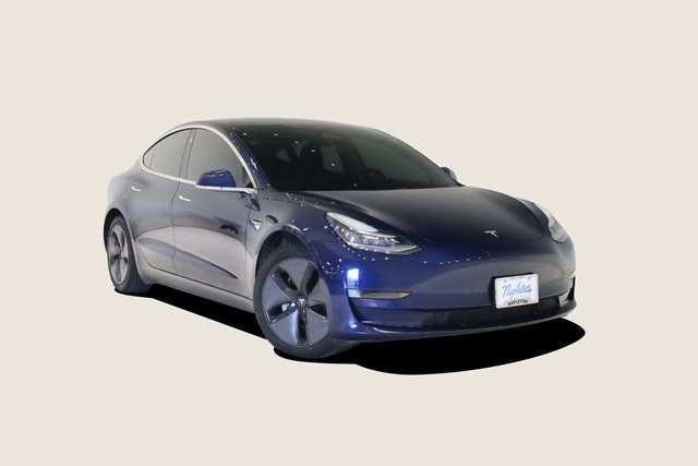 Used 2018 Tesla Model 3 Long Range Dual Motor with VIN 5YJ3E1EB1JF114980 for sale in St. Peters, MO