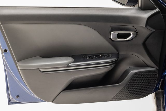 2025 Kia K4 LXS - Photo 8