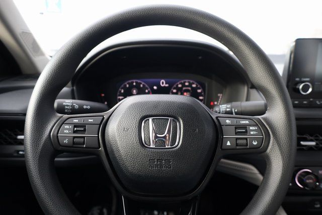 2025 Honda Accord SE - Photo 16