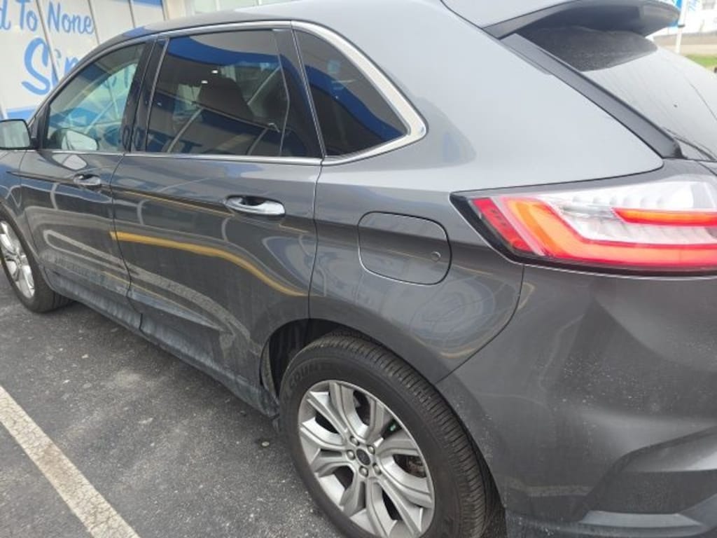 Used 2023 Ford Edge Titanium SUV
