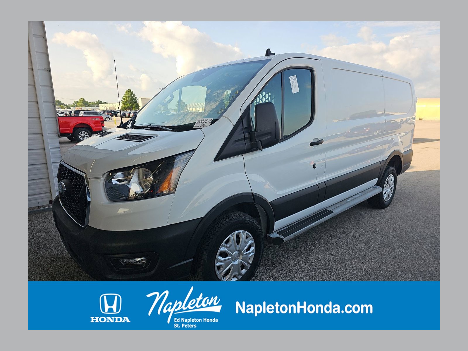  Ford Transit-250 Cargo