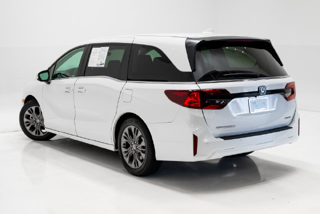 Certified 2026 Honda Odyssey Touring Van Passenger