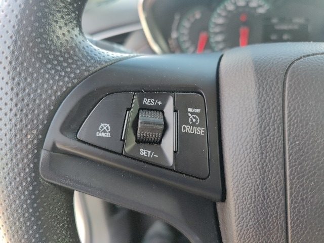 2021 Chevrolet Trax LS photo 15