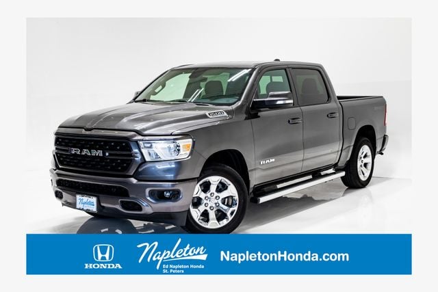 2022 RAM 1500 Big Horn/Lone Star 4x4 Crew Cab 5'7's photo