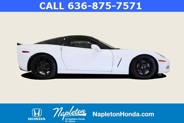 2012 Chevrolet Corvette Base photo 3