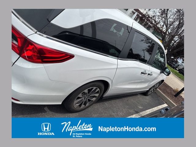 2024 Honda Odyssey EX-L's photo