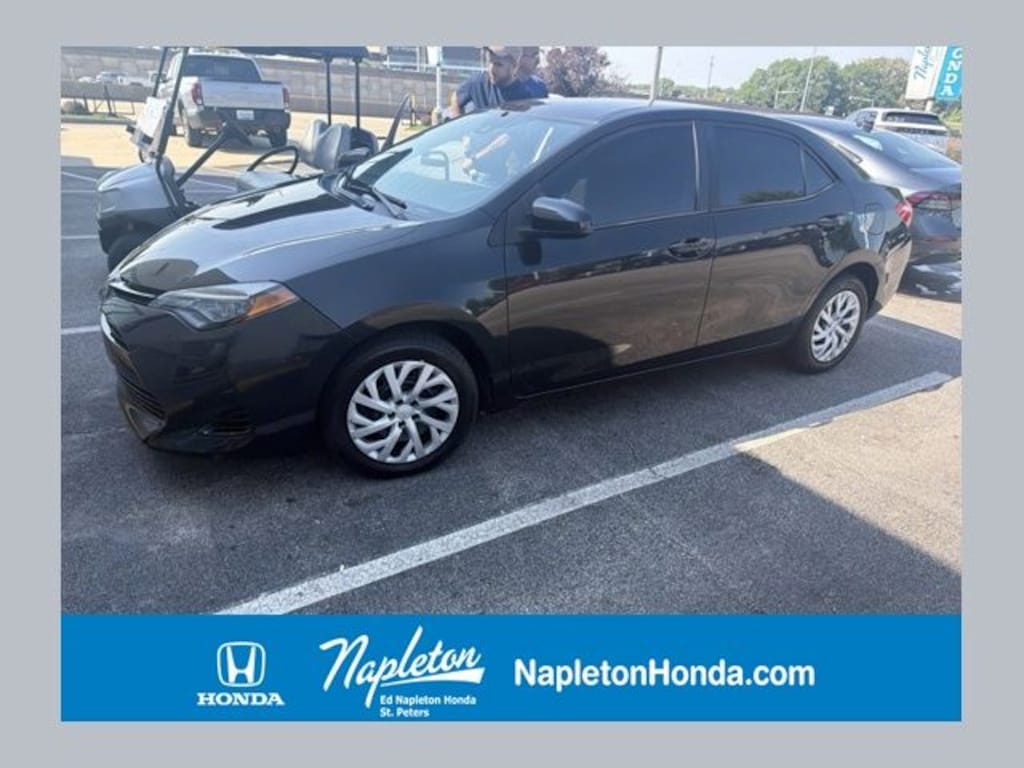 Used 2018 Toyota Corolla LE Sedan