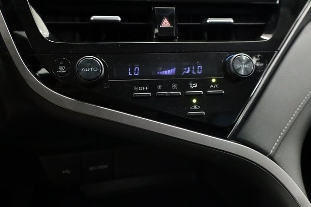 2024 Toyota Camry SE photo 18