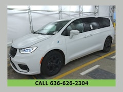 2022 Chrysler Pacifica Hybrid Limited Van Passenger Van