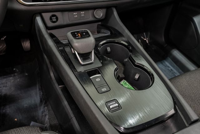 2025 Nissan Rogue SV - Photo 23