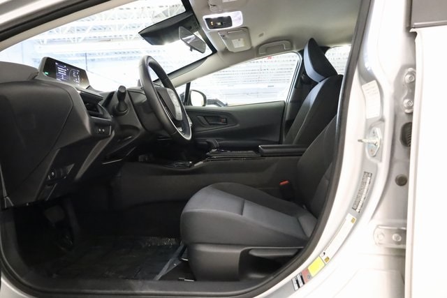 2024 Toyota Prius LE photo 10