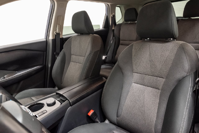 2025 Nissan Rogue SV - Photo 12