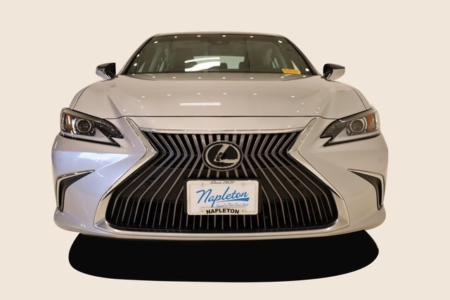 Used 2020 Lexus ES 350 Luxury with VIN 58AEZ1B16LU075116 for sale in Saint Peters, MO