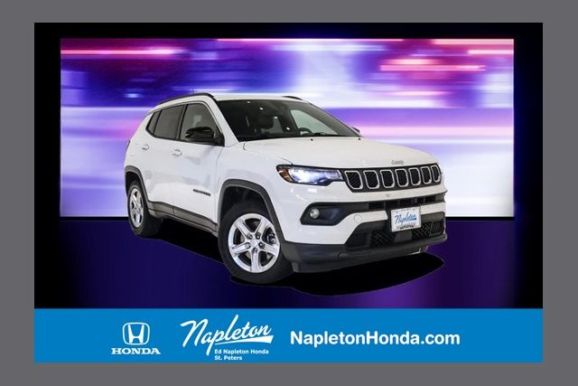 2023 Jeep Compass Latitude's photo