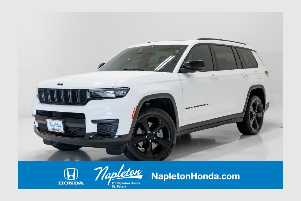 Used 2023 Jeep Grand Cherokee Altitude SUV