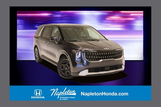 2025 Kia Sedona LXS's photo