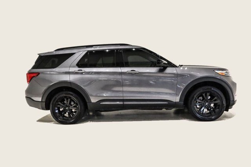 Used 2022 Ford Explorer XLT SUV