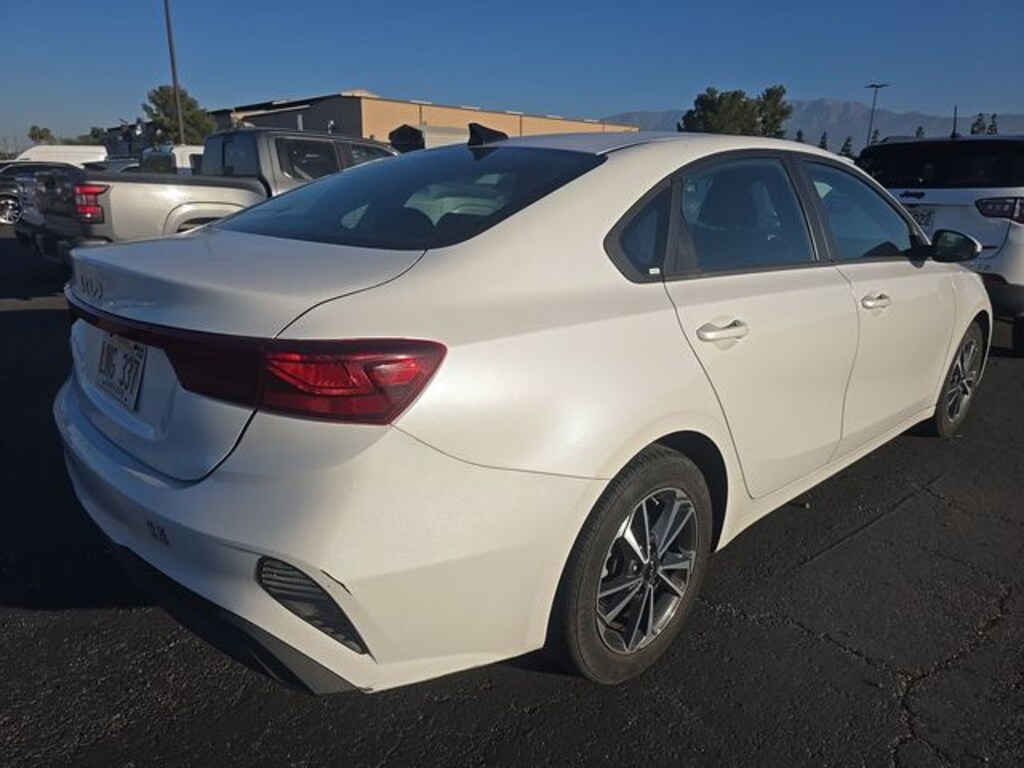 Used 2024 Kia Forte LXS Sedan