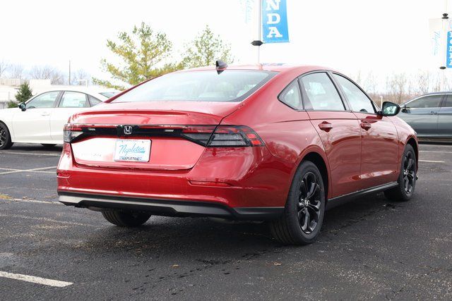2025 Honda Accord SE - Photo 6