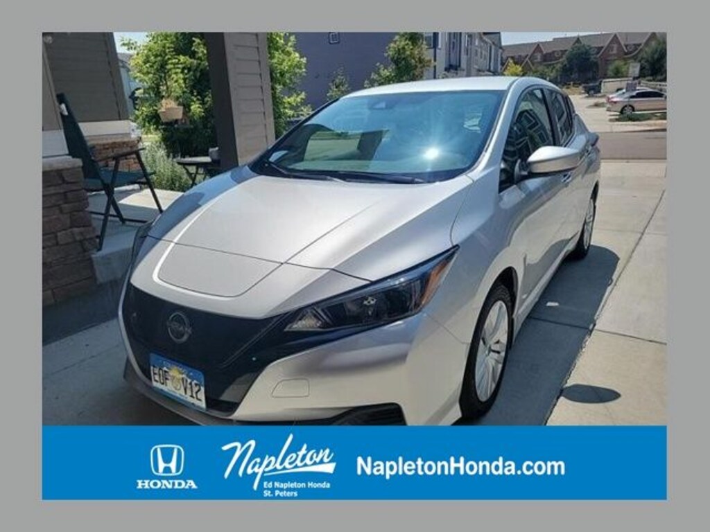 Used 2025 Nissan LEAF S Hatchback