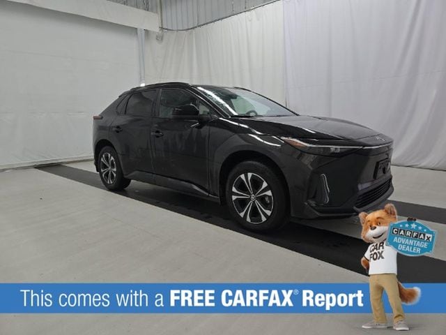Used 2025 Toyota bZ4X XLE with VIN JTMAAAAA8SA067411 for sale in St. Peters, MO