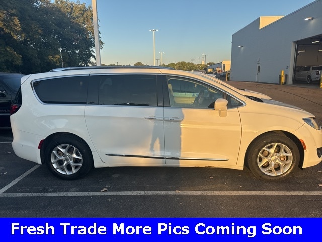 2020 Chrysler Pacifica Touring L Plus