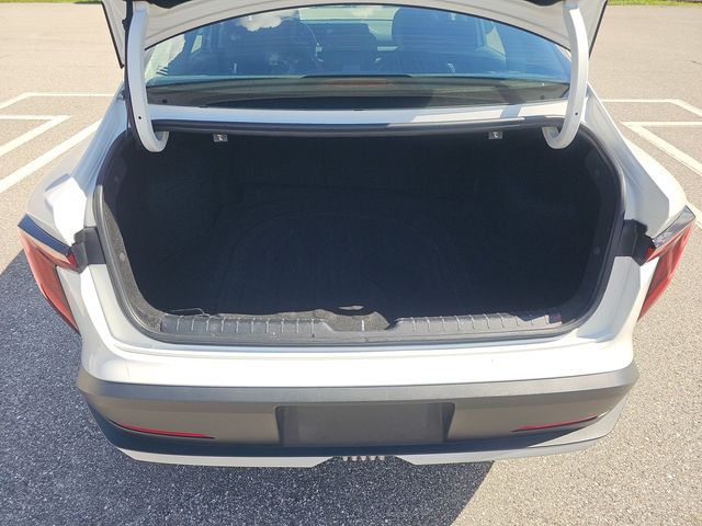 2025 Kia K4 LXS - Photo 14
