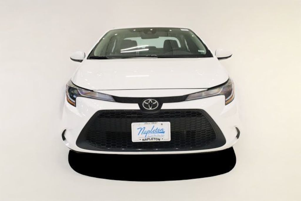 Used 2022 Toyota Corolla LE Sedan