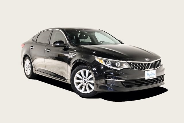 2016 Kia Optima EX photo 2
