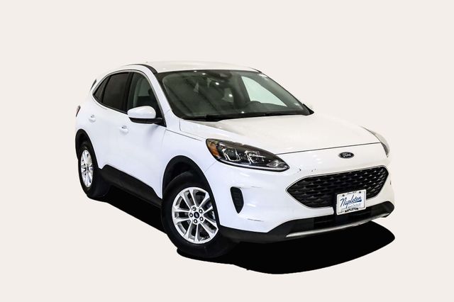 Used 2020 Ford Escape SE with VIN 1FMCU9G69LUC00139 for sale in St. Peters, MO
