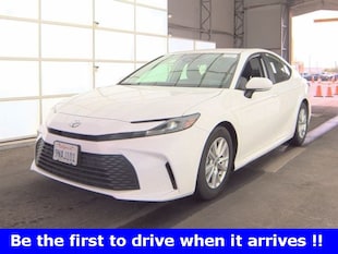 2025 Toyota Camry LE Sedan