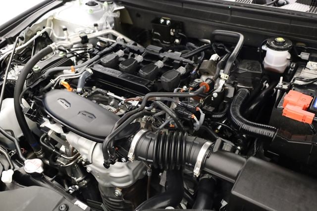 2025 Honda Accord SE - Photo 8