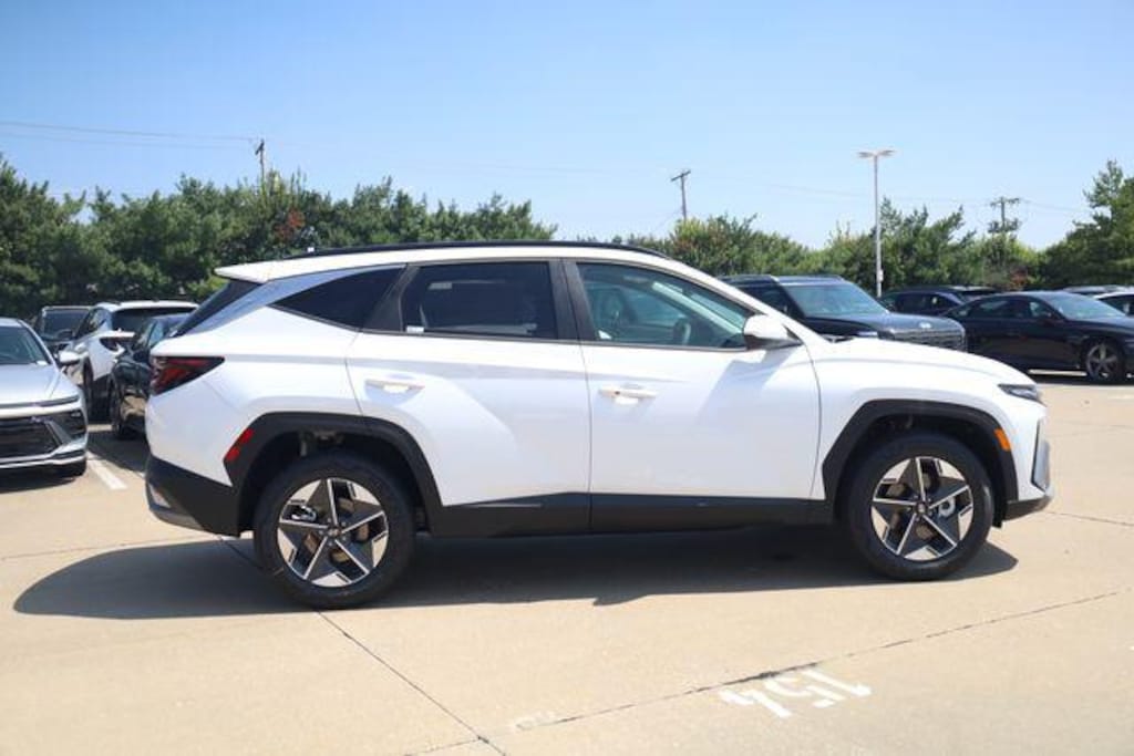 New 2026 Hyundai Tucson Hybrid SEL AWD SUV