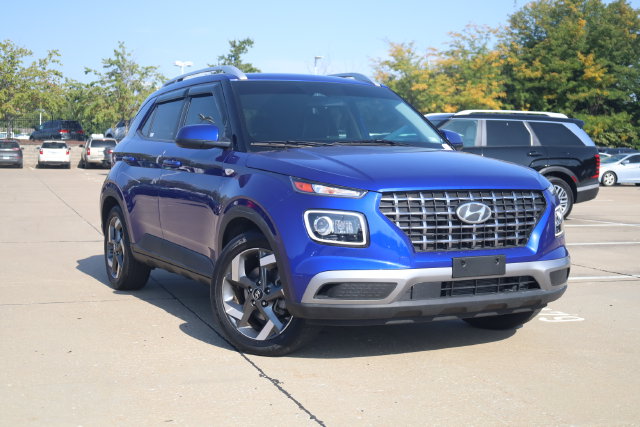 Used 2024 Hyundai Venue Limited SUV