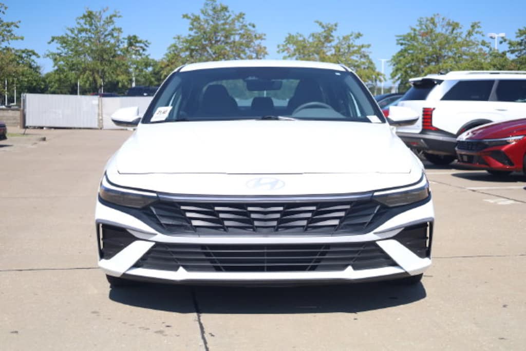 Used 2024 Hyundai Elantra SEL Sedan