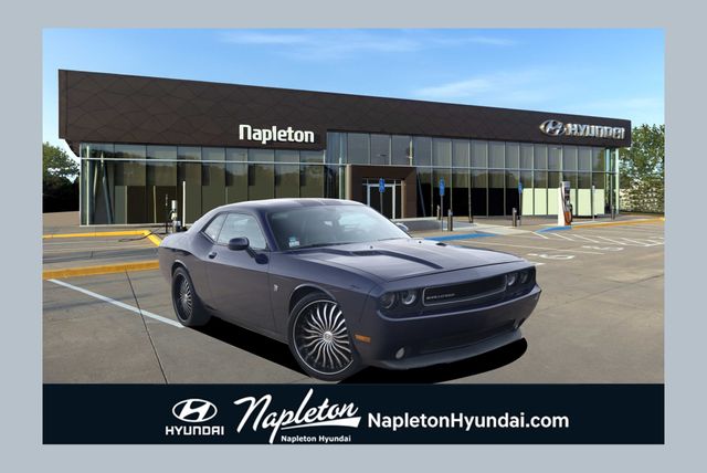 2013 Dodge Challenger SXT's photo