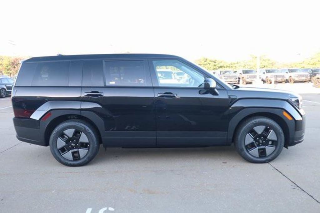 New 2026 Hyundai Santa Fe Hybrid SE SUV