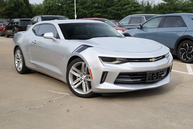 Used 2016 Chevrolet Camaro 2LT with VIN 1G1FD1RS2G0151093 for sale in Hazelwood, MO