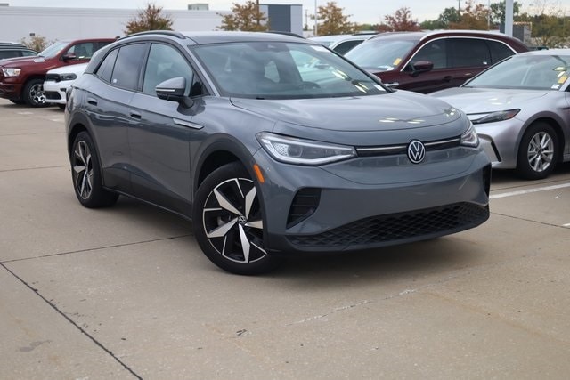 Used 2023 Volkswagen ID.4 PRO S with VIN 1V2VMPE85PC020740 for sale in Hazelwood, MO