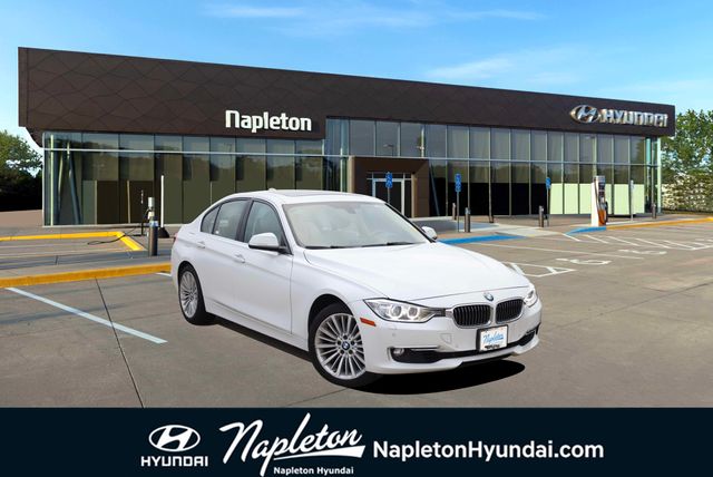 2015 BMW 3 Series 328i's photo