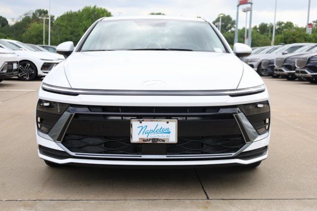 New 2025 Hyundai Sonata SE Sedan